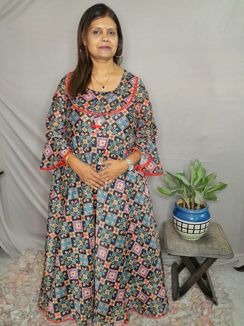 PATOLA PRINT WITH BLACK MUSLIN SILK DRESS WITH LINING