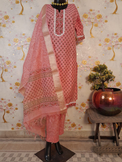 PEACH COLOR MAHESHWARI SILK SUIT