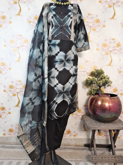 BLACK COLOR SHIBORI PRINT MAHESHWARI SILK SUIT