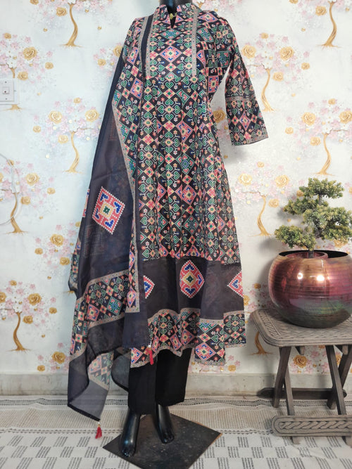 Black Color Patola Print Soft Silk Kali Kurta with Pant