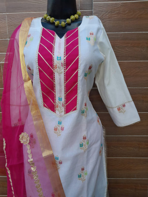 Banarsi Silk Meenakari Buta Peral white Suit