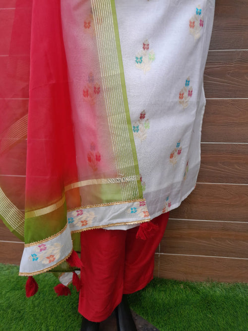 Peral White Banarsi Silk Meenakari Buta Suit