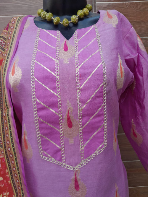 Lavender Color Banarsi Silk Meenakari Buta Stitiched Suit