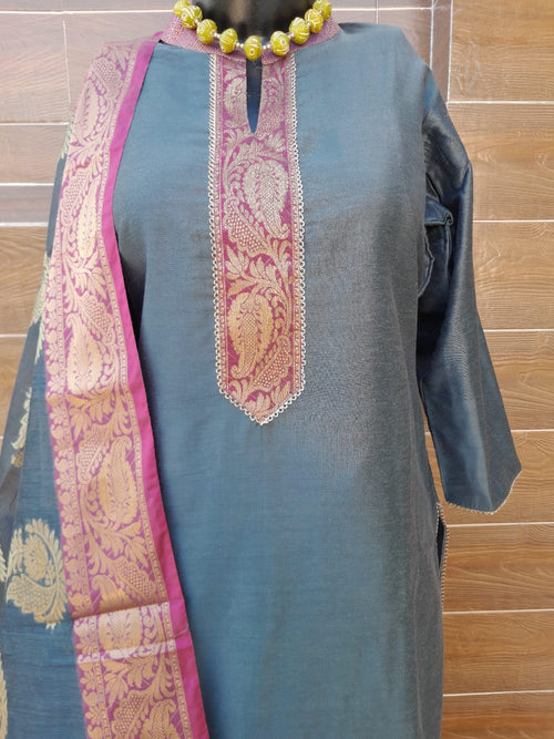Dark Grey Handloom Silk With Banarsi Silk Dupatta
