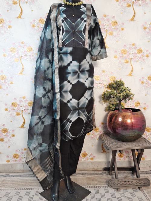BLACK COLOR SHIBORI PRINT MAHESHWARI SILK SUIT