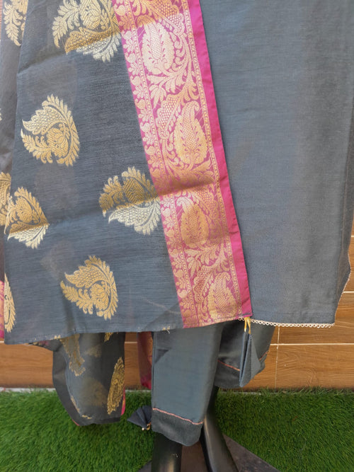 Dark Grey Handloom Silk With Banarsi Silk Dupatta