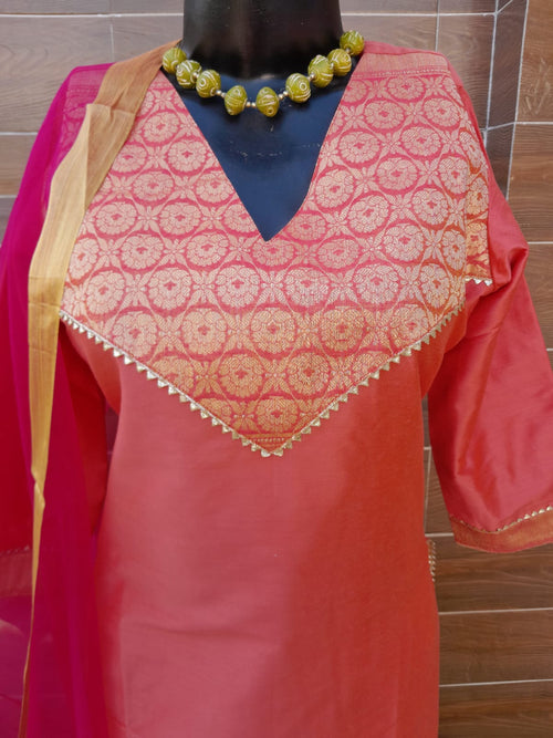 Peach Color Handloom Silk With Organza Silk Dupatta