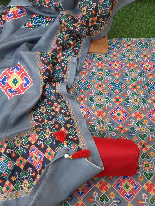 GREY  color patola print soft silk suit